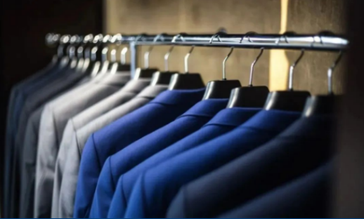 長(zhǎng)沙炭河服飾有限公司,長(zhǎng)沙西服定制公司,工作服定制,沖鋒衣定制,T恤定制