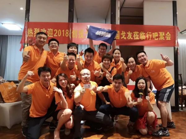 長(zhǎng)沙炭河服飾有限公司,長(zhǎng)沙西服定制公司,工作服定制,沖鋒衣定制,T恤定制